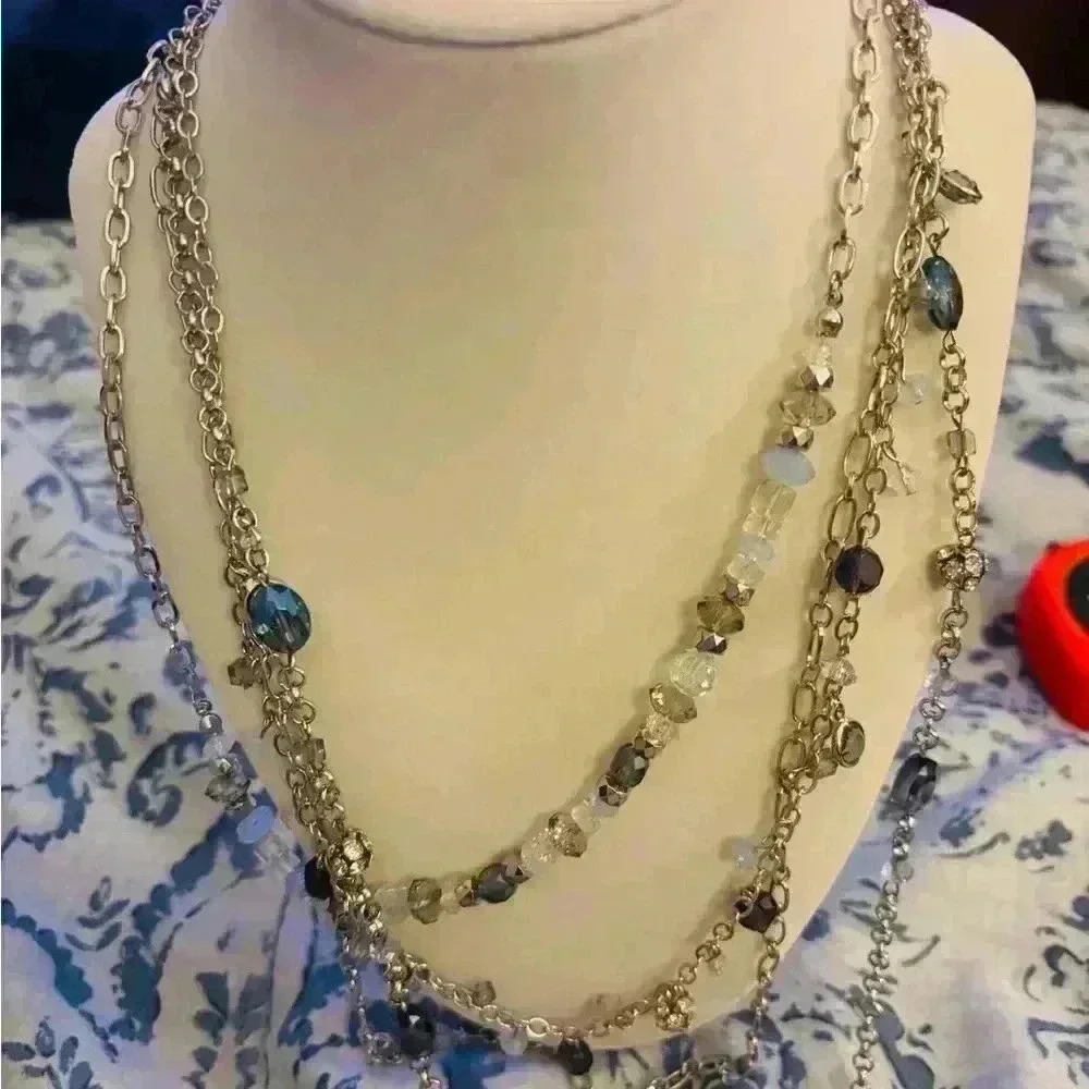 Glass and beaded 18” necklace NWT